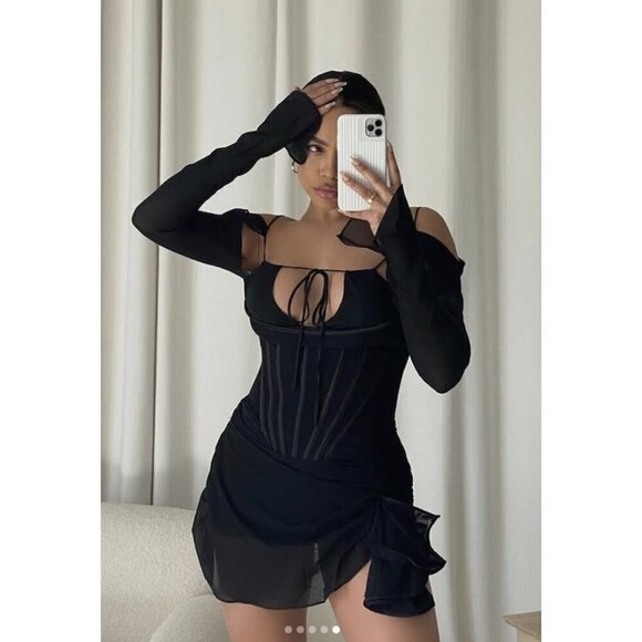 HOUSE OF CB Gianna Corset Silk Long Sleeve Dress in Black Size Small - Picture 1 of 16